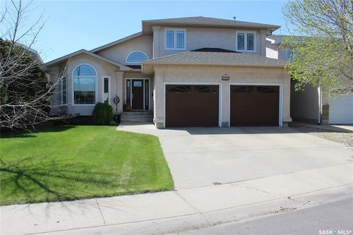 3324 Dieter Bay, Regina, SK, S4V2V9 | Card Image