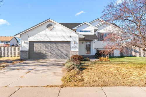 37830 Harvester Ave, North Branch, MN, 55056-5975 | Card Image