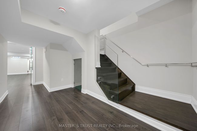 25 Cannes Ave, House other with 5 bedrooms, 6 bathrooms and 4 parking in Woodbridge ON | Image 39