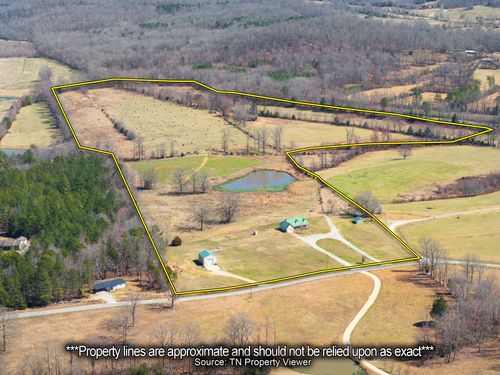 1375 Mcgee Rd, Scotts Hill, TN, 38374-6651 | Card Image