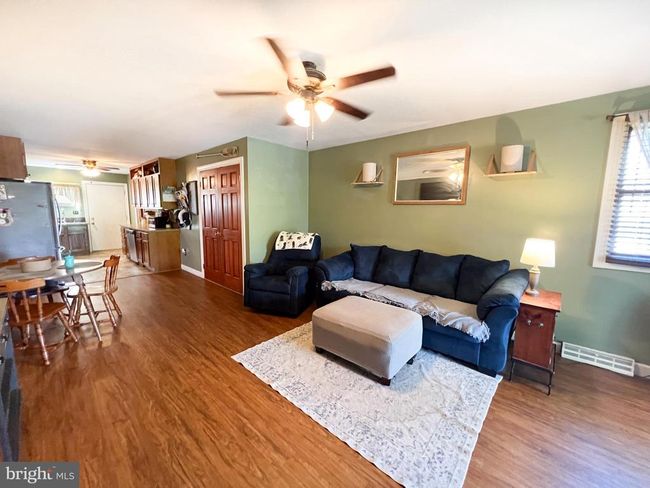 540 Highland Ave, House other with 3 bedrooms, 1 bathrooms and null parking in BURNHAM PA | Image 8