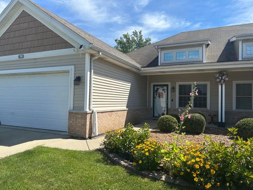 7989 Morton St, Merrillville, IN, 46410-5394 | Card Image