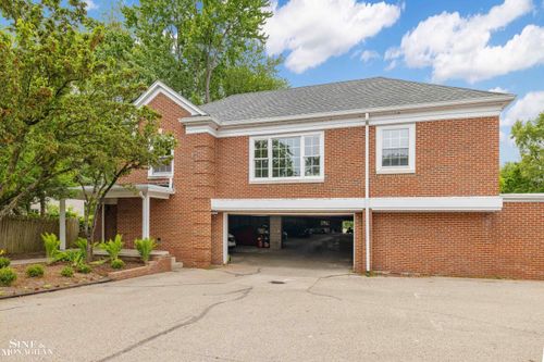 17111 E Jefferson Ave, Grosse Pointe, MI, 48230-1949 | Card Image
