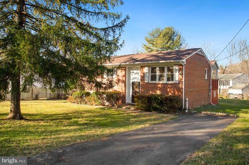 2032 Greenwich St, FALLS CHURCH, VA, 22043-1643 | Card Image