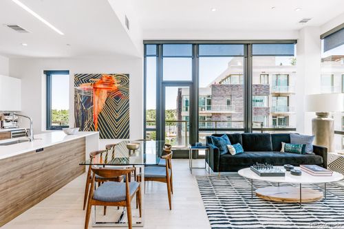 apt-411-210 Saint Paul St, Denver, CO, 80206-5272 | Card Image