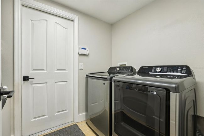30236 Pga Dr, House other with 4 bedrooms, 3 bathrooms and null parking in SORRENTO FL | Image 32