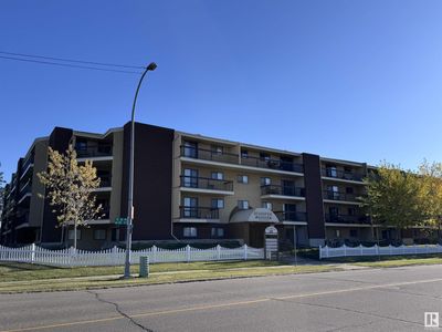 103 - 10511 19 Ave Nw, Condo with 2 bedrooms, 1 bathrooms and 1 parking in Edmonton AB | Image 2