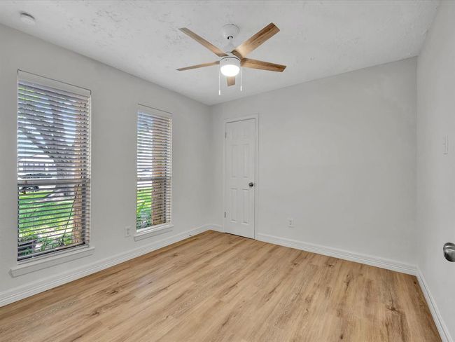 403 Elder Vista Dr, House other with 3 bedrooms, 2 bathrooms and 2 parking in Webster TX | Image 35