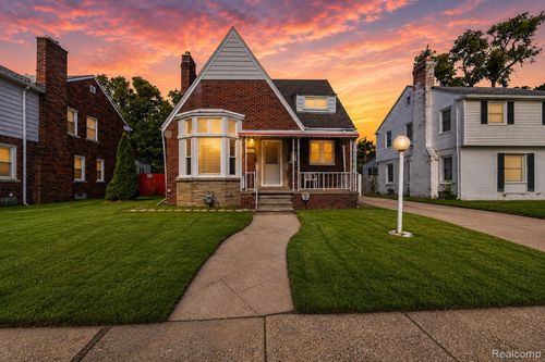 18939 Ohio St, Detroit, MI, 48221-2059 | Card Image
