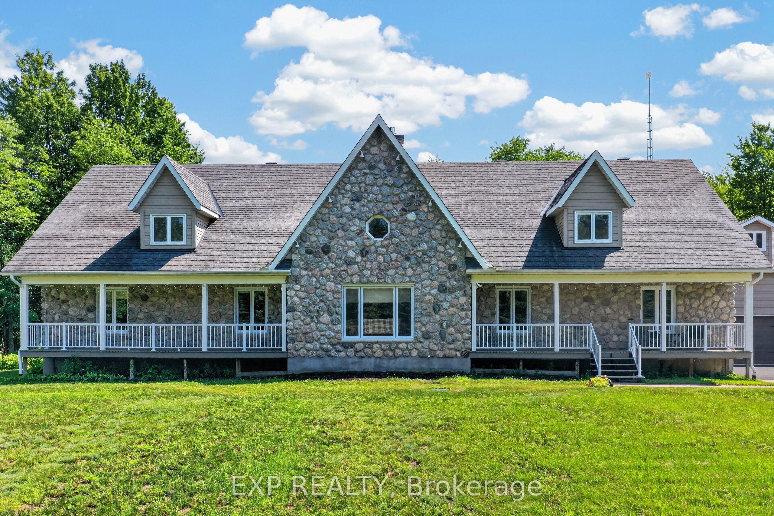 Residential in Clarence-Rockland 4