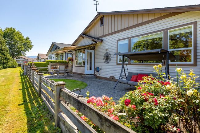 127 - 19639 Meadow Gardens Way, House other with 2 bedrooms, 2 bathrooms and 4 parking in Pitt Meadows BC | Image 21