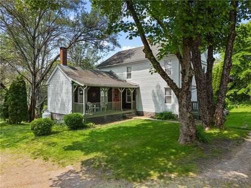 15 Railroad St, Richmond, RI, 02875-1007 | Card Image