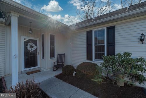 21 Hunters Way, GLEN MILLS, PA, 19342-2257 | Card Image