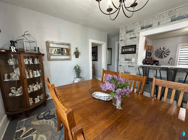 44415 Us Highway 18, House other with 3 bedrooms, 2 bathrooms and null parking in Freeman SD | Image 44