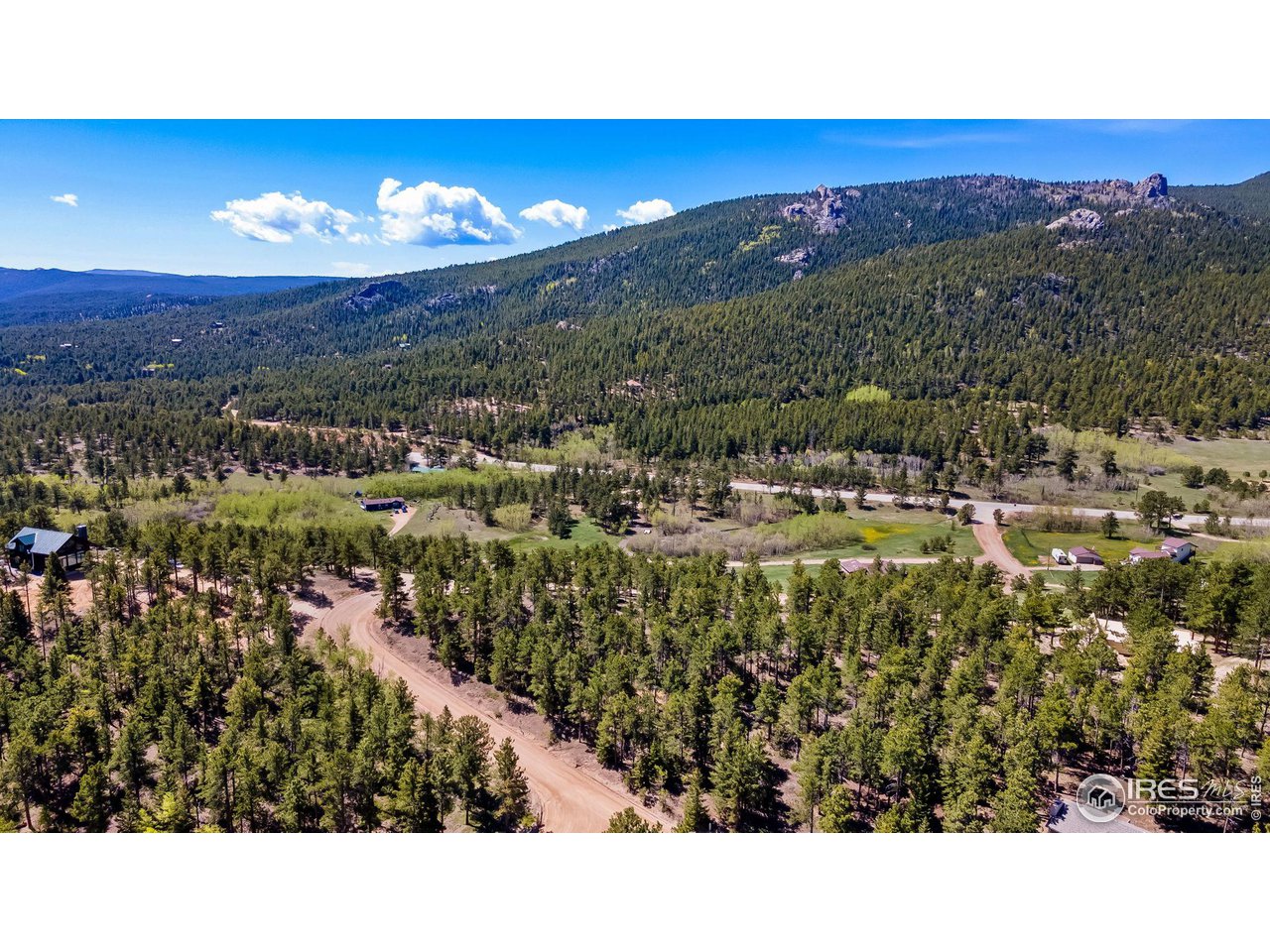 Land in Lyons 5