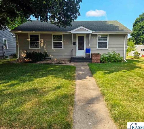 1010 S Washington, New Ulm, MN, 56073 | Card Image