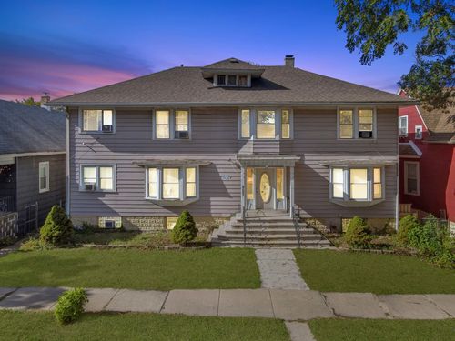 10730 S Avenue G, Chicago, IL, 60617-6712 | Card Image