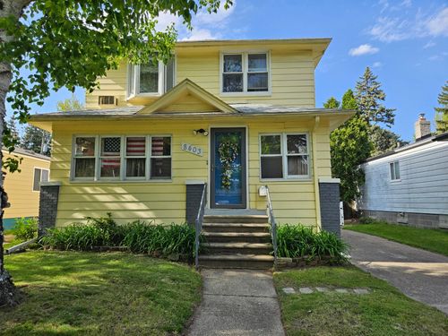 8403 Harding, Center Line, MI, 48015-1565 | Card Image