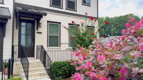 unit-425-2090 Emmet Park Ln, Decatur, GA, 30033-4425 | Card Image