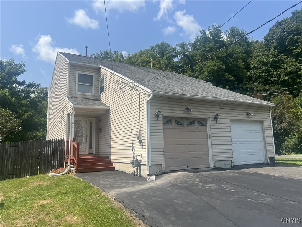 Depalma Ave, Syracuse, NY 13204