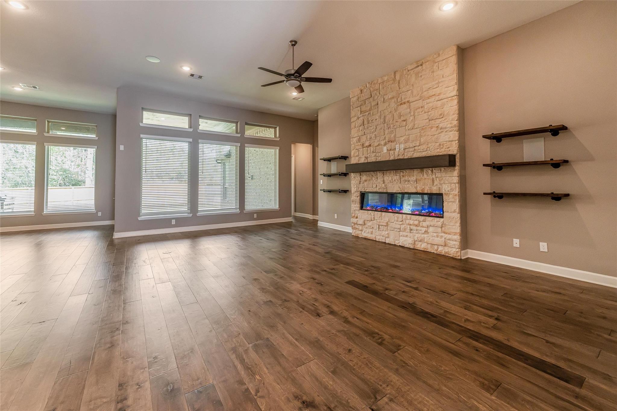 Residential in Pinehurst 5