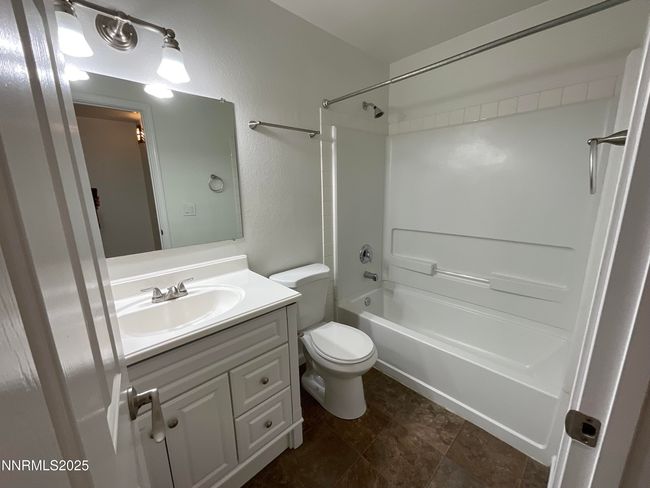 B114 - 530 E Patriot Blvd, Condo with 2 bedrooms, 2 bathrooms and 1 parking in Reno NV | Image 16