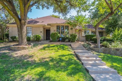 928 Hickory Knob Circle, House other with 3 bedrooms, 2 bathrooms and null parking in Cedar Hill TX | Image 1