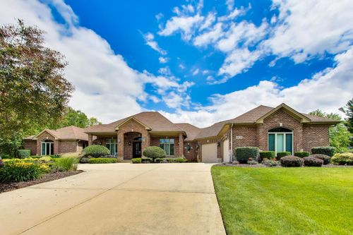 31 W190 Prairie Ln, Wayne, IL, 60184-2438 | Card Image