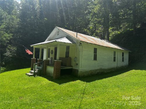 8485 State Highway 197 N, Green Mountain, NC, 28740 | Card Image