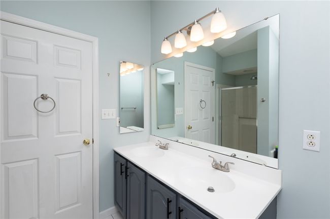 81306 Lost Valley Dr, Condo with 3 bedrooms, 3 bathrooms and 2 parking in Mars PA | Image 11
