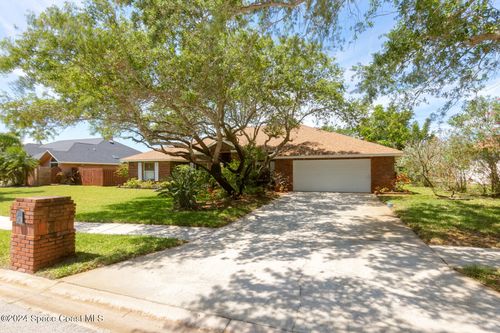 410 Oriole Ln, Melbourne, FL, 32903-4736 | Card Image