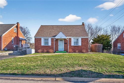 3553 Oakleaf Rd, Baldwin Boro, PA, 15227 | Card Image