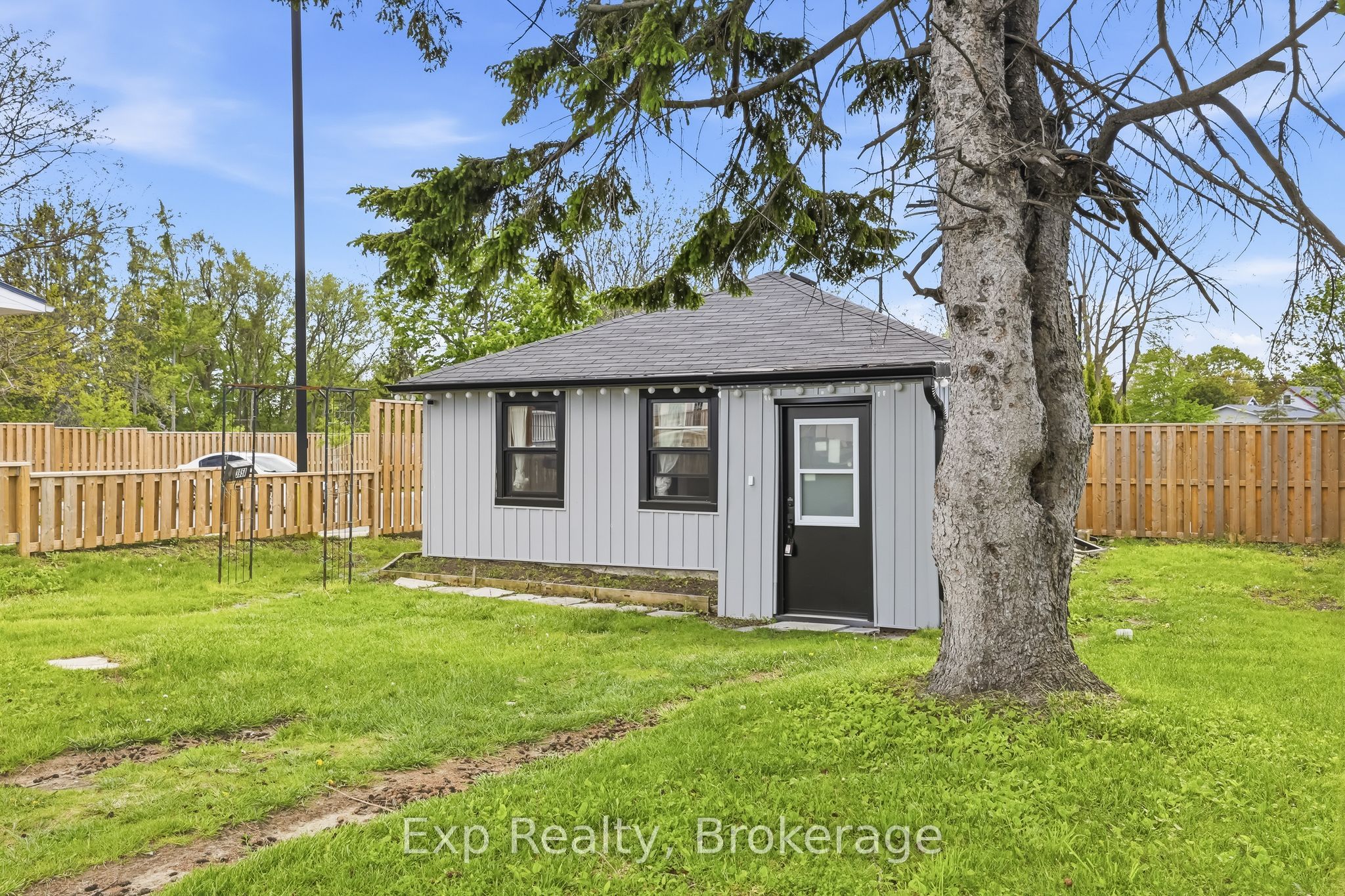 Residential in Cobourg 5