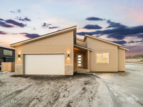 2252 S Skyward View Cir, Wasilla, AK, 99654-0074 | Card Image