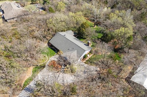 3004 Cactus Dr, Edmond, OK, 73013-7932 | Card Image