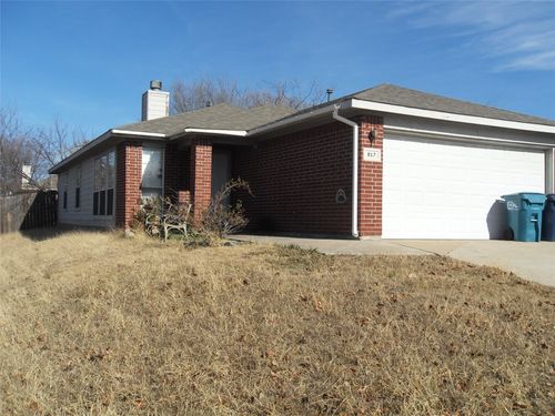 817 Cruise St, Denton, TX, 76207-8120 | Card Image