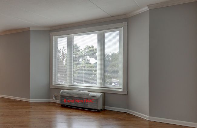 UNIT-222 - 1 Renaissance Pl, Condo with 2 bedrooms, 2 bathrooms and 2 parking in Palatine IL | Image 6