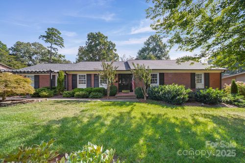812 Imperial Dr, Gastonia, NC, 28054-5915 | Card Image