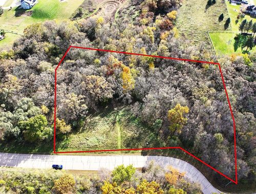 3 Hillside Ct, Delavan, WI, 53115 | Card Image