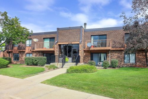 apt-2b-635 Limerick Ln, Schaumburg, IL, 60193-3232 | Card Image