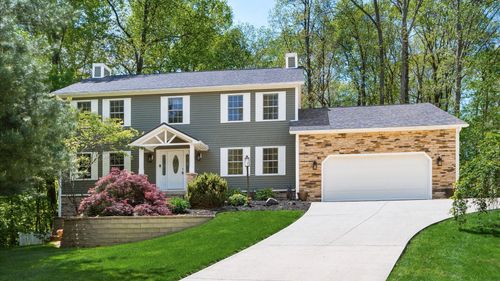 5180 Pine Valley Dr, Zanesville, OH, 43701-6624 | Card Image