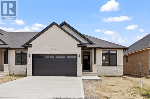 2587 Barkley Ave, Windsor, ON, N8P0G3 | Card Image