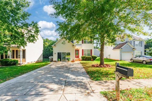 2719 Mulberry Pond Dr, Charlotte, NC, 28208-2589 | Card Image