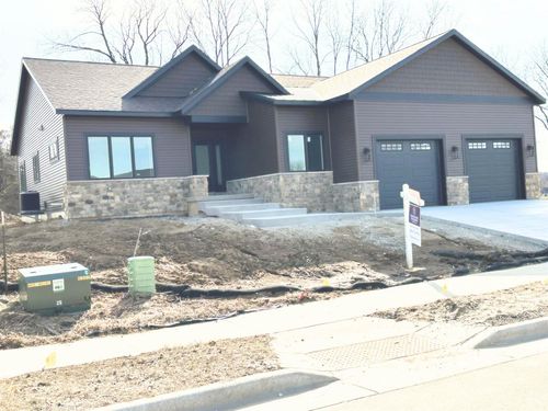 3007 Wild Goose Way, STOUGHTON, WI, 53589-9157 | Card Image