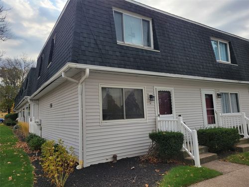 apt-d-4140 Essex Ave, Erie, PA, 16504-2471 | Card Image