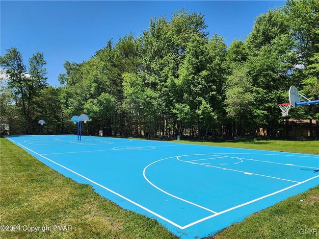 488 Country Place Dr, House other with 2 bedrooms, 1 bathrooms and null parking in Coolbaugh Twp PA | Image 33