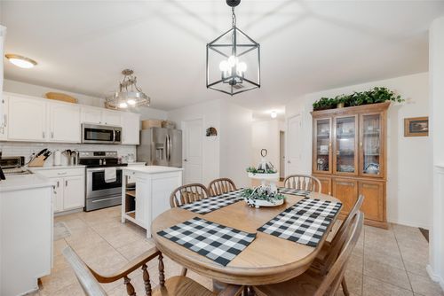 2007 Pine Knot Dr, Heartland, TX, 75126-8284 | Card Image