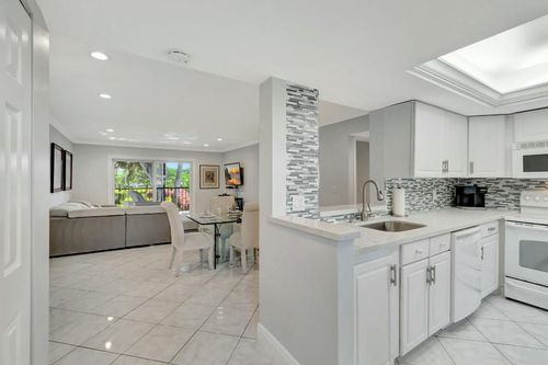 202-14823 Cumberland Dr, Delray Beach, FL, 33446-1320 | Card Image