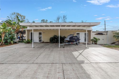 1630 Pine St, LARGO, FL, 33774-1425 | Card Image