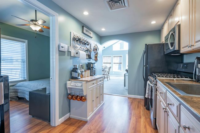 1011 Collettes Grove Rd, House other with 2 bedrooms, 1 bathrooms and null parking in Derry NH | Image 13